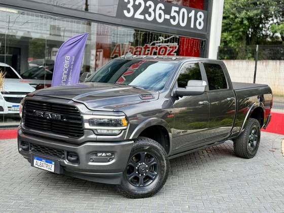 RAM 2500 6.7 I6 TURBO DIESEL NIGHT EDITION CD 4X4  AUTOMÁTICO